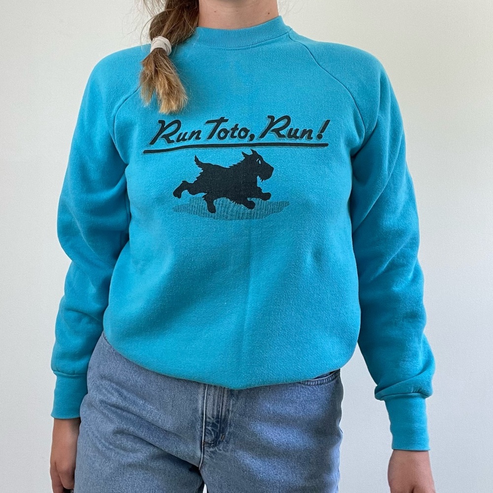 VINTAGE Wizard of OZ Run Toto Run broadway Cotton Pullover